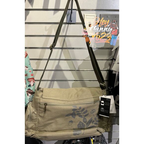 Studio Ghibli My Neighbor Totoro Flower Messenger Bag - Picture 2 of 6